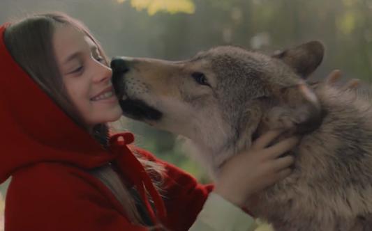 Elbisco Allatini "Little Red Riding Hood"